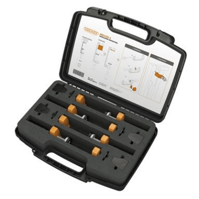 Toolbox with 4 Locinox clamps