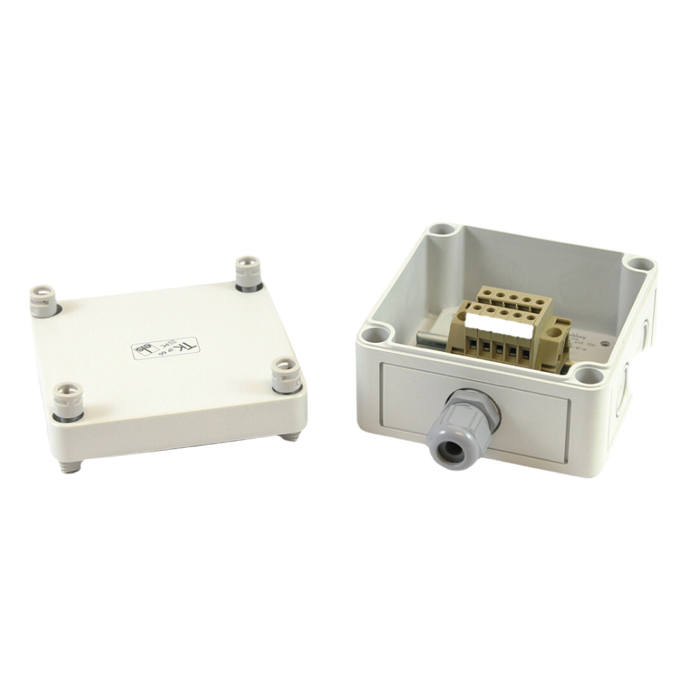 Juntion Box, IP65/66 w/ Cable Glands & Terminals
Polycarbonate suitable for terminating and jointing of Alarmline II sensor cables
Contains 5 x terminal connectors, 2 x M16 cable glands
Dimensions (mm): 94 x 94 x 57
